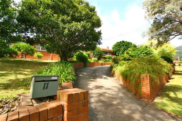 11-13 Bellebrae Avenue, MOUNT OUSLEY NSW 2519, Mount Ousley - Image 1