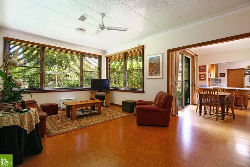 11-13 Bellebrae Avenue, MOUNT OUSLEY NSW 2519, Mount Ousley - Thumbnail 6