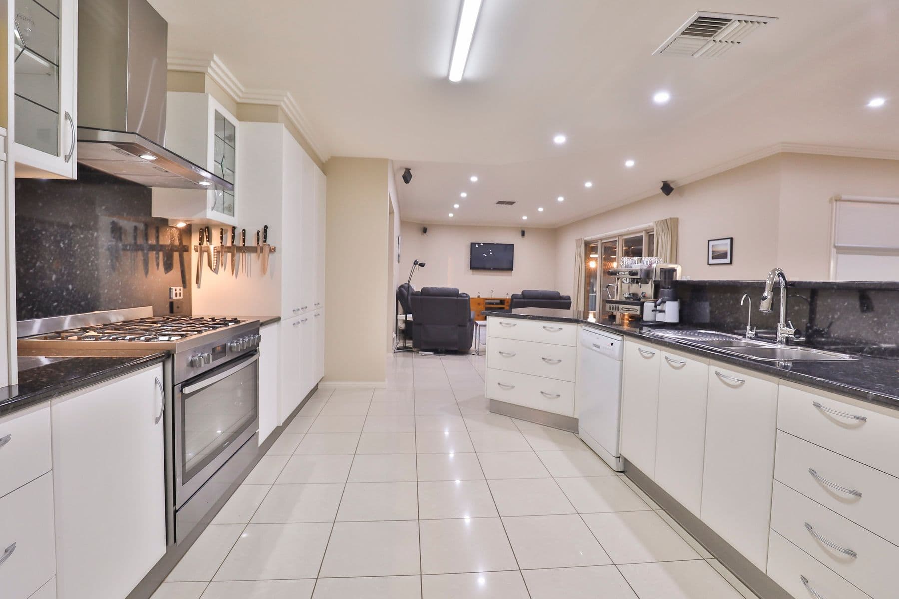 297 Irymple Avenue, Nichols Point - Thumbnail 6