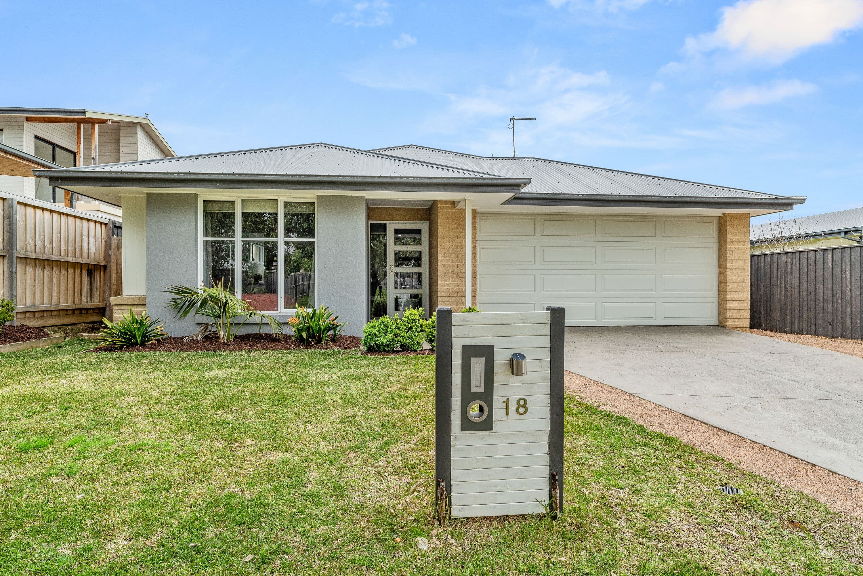 18 Thruxton Street, Cowes VIC 3922, Cowes - Image 1