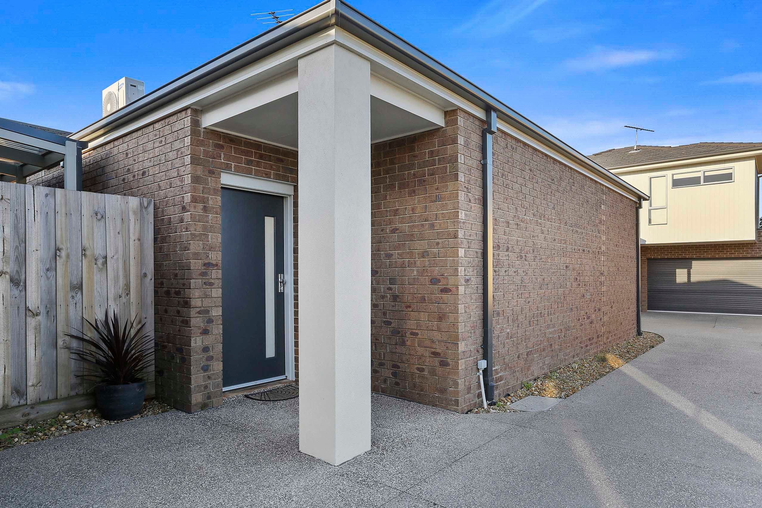 8 Hughes Street, Bell Park VIC 3215, Bell Park - Thumbnail 2