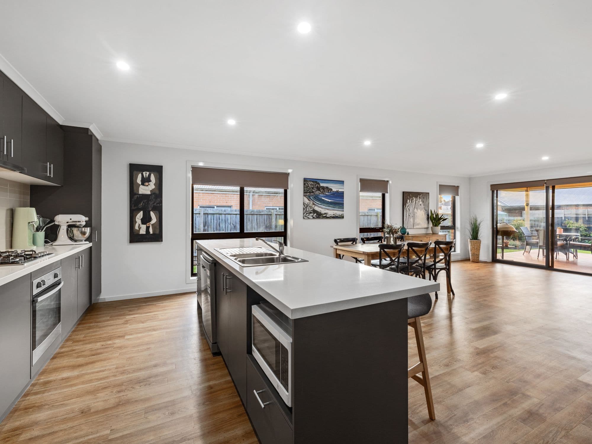 27 Vicars Avenue, Wonthaggi VIC 3995, North Wonthaggi - Thumbnail 3