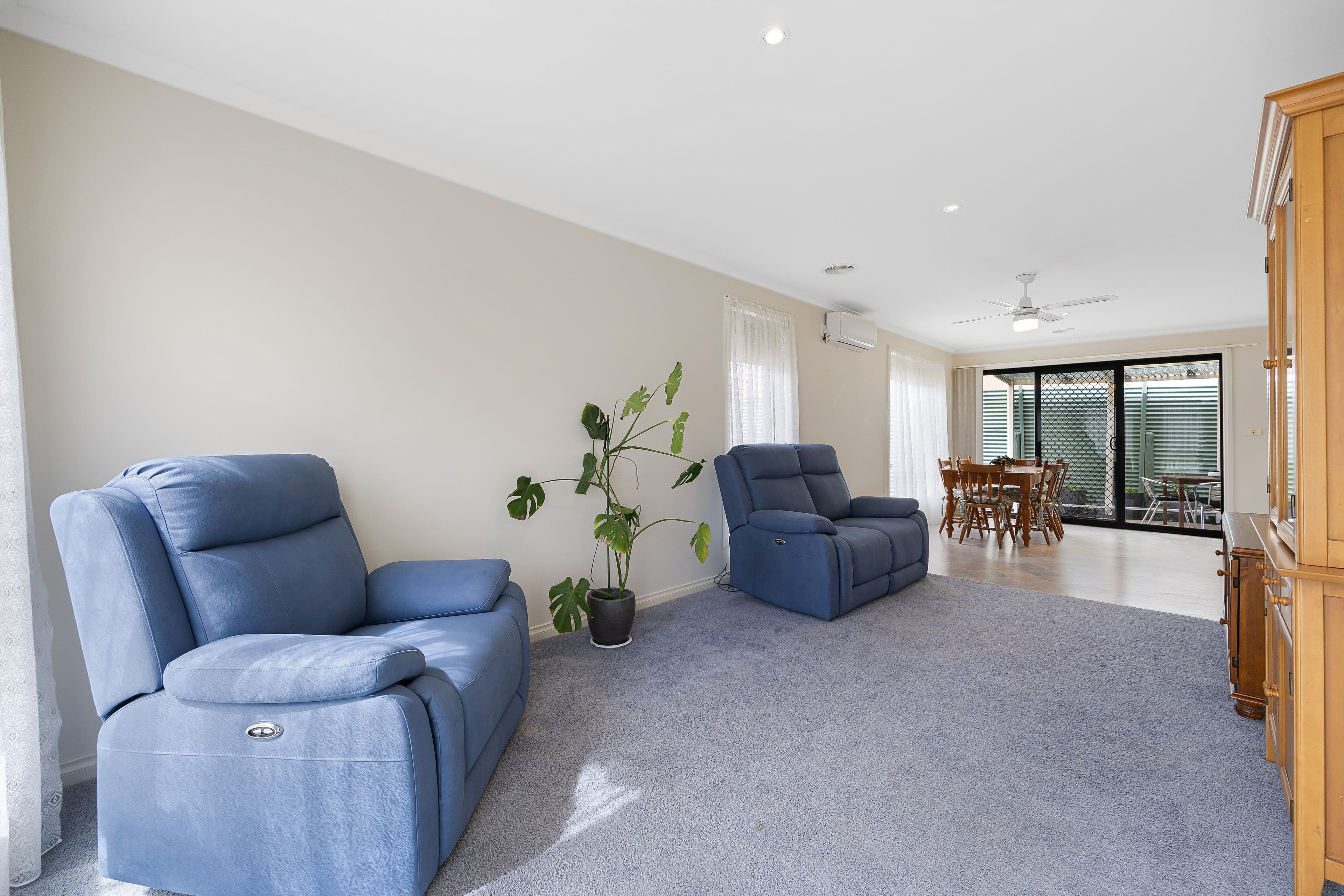 3 Cluden Gardens, Sebastopol VIC 3356, Sebastopol - Thumbnail 2