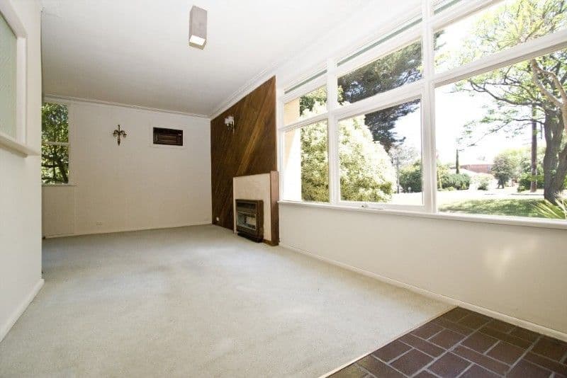 43 Scotland Avenue, GREENSBOROUGH VIC 3088, Greensborough - Thumbnail 4