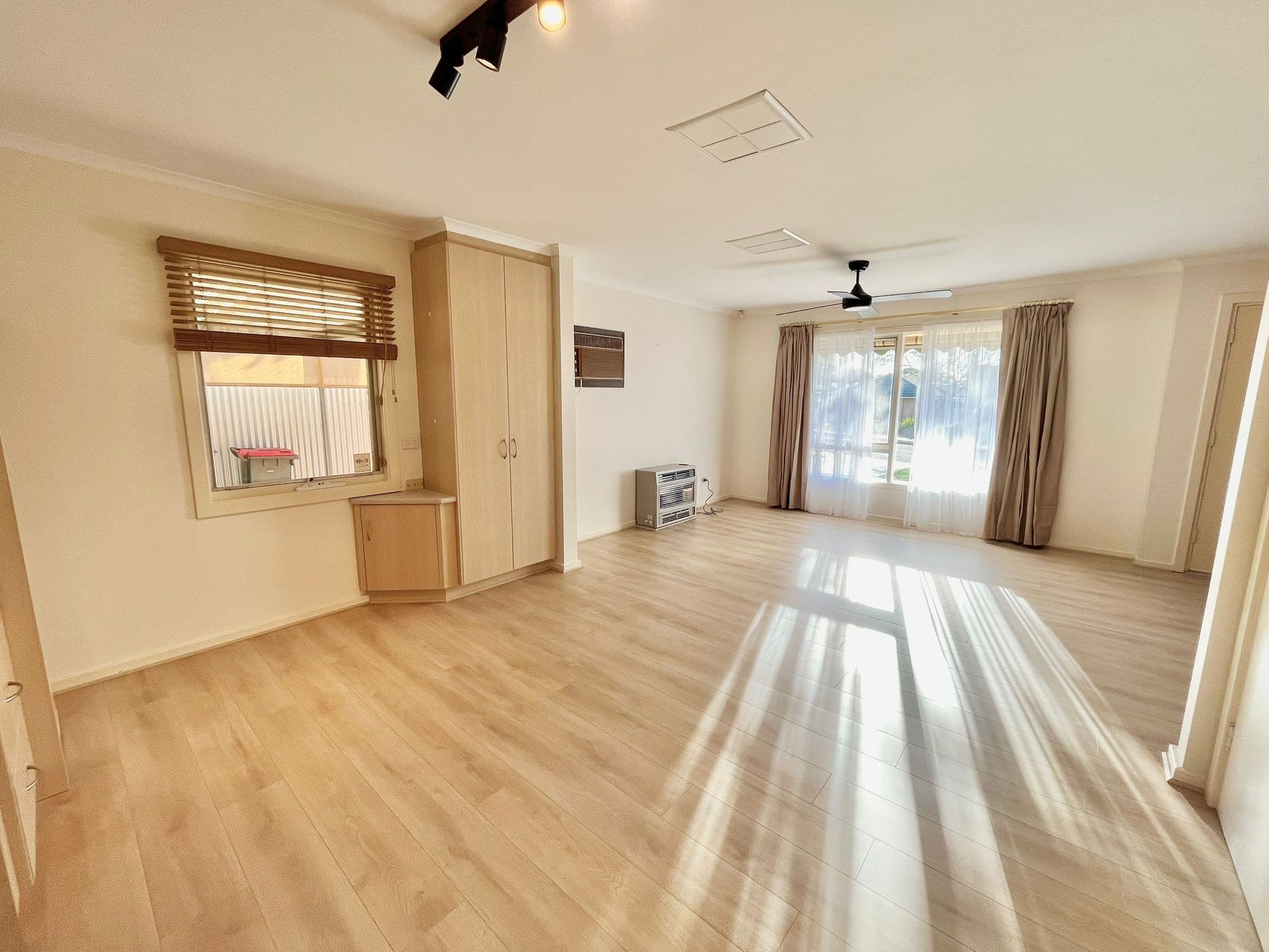 6 Donald Crescent, Christie Downs SA 5164, Christie Downs - Thumbnail 8