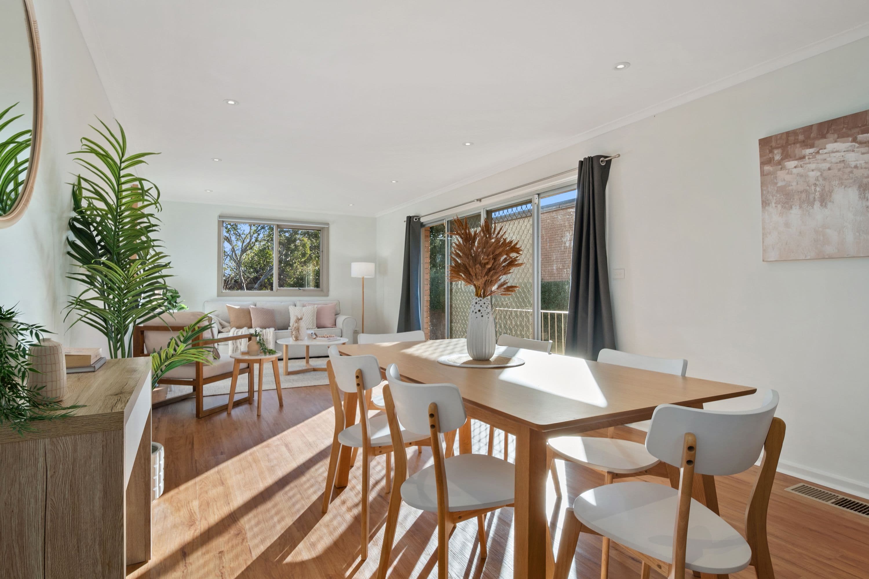 10 Mackaness Place, Garran ACT 2605, Garran - Image 1