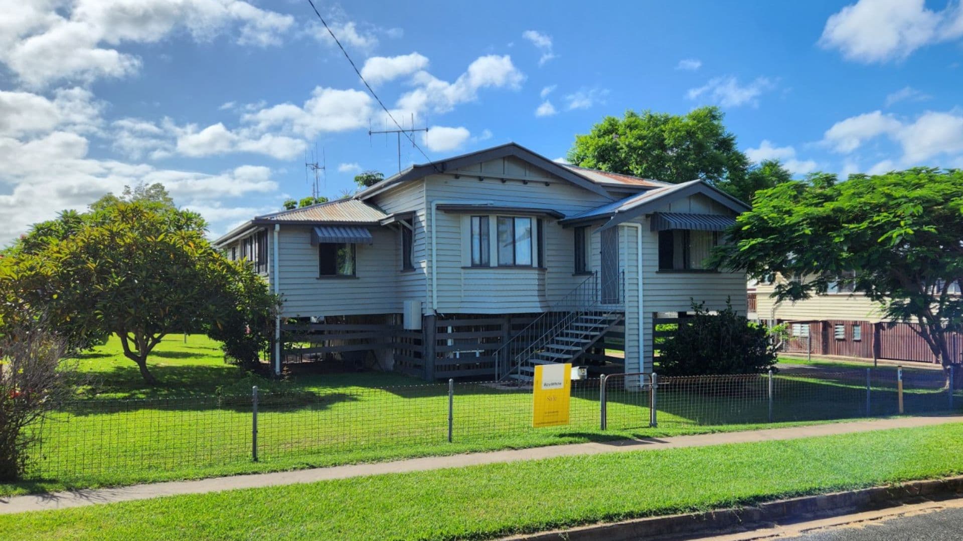 15 Pineapple Street, Gayndah QLD 4625, Gayndah - Image 1