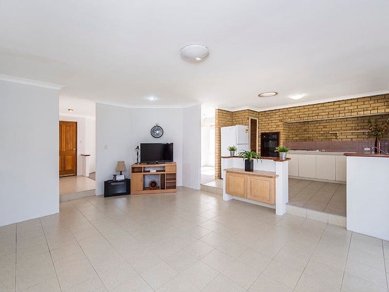 22 Glenway Loop, Cooloongup WA 6168, Cooloongup - Thumbnail 5