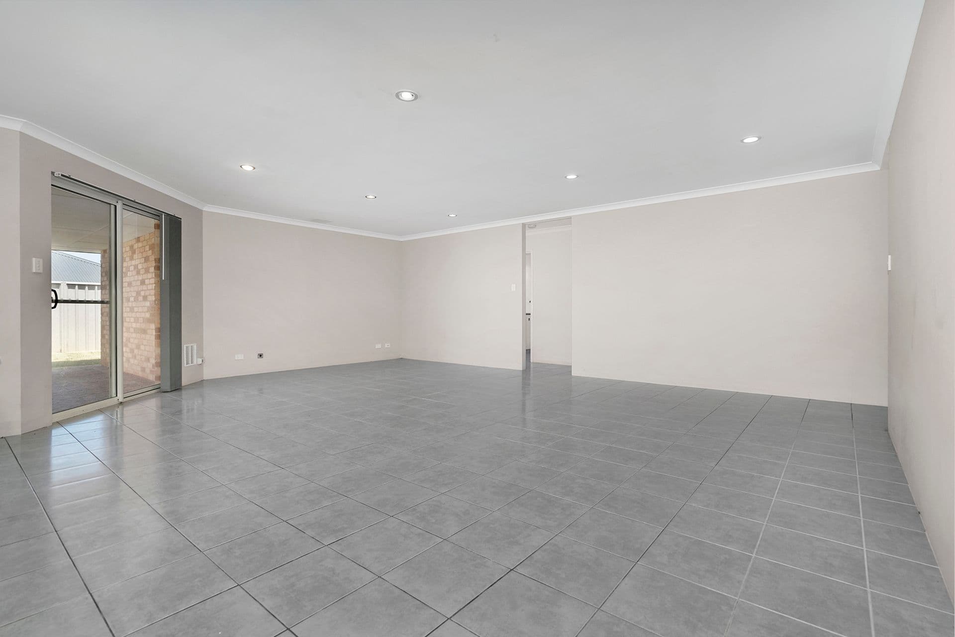 12 Neptune Corner, Glenfield WA 6532, Glenfield - Thumbnail 8
