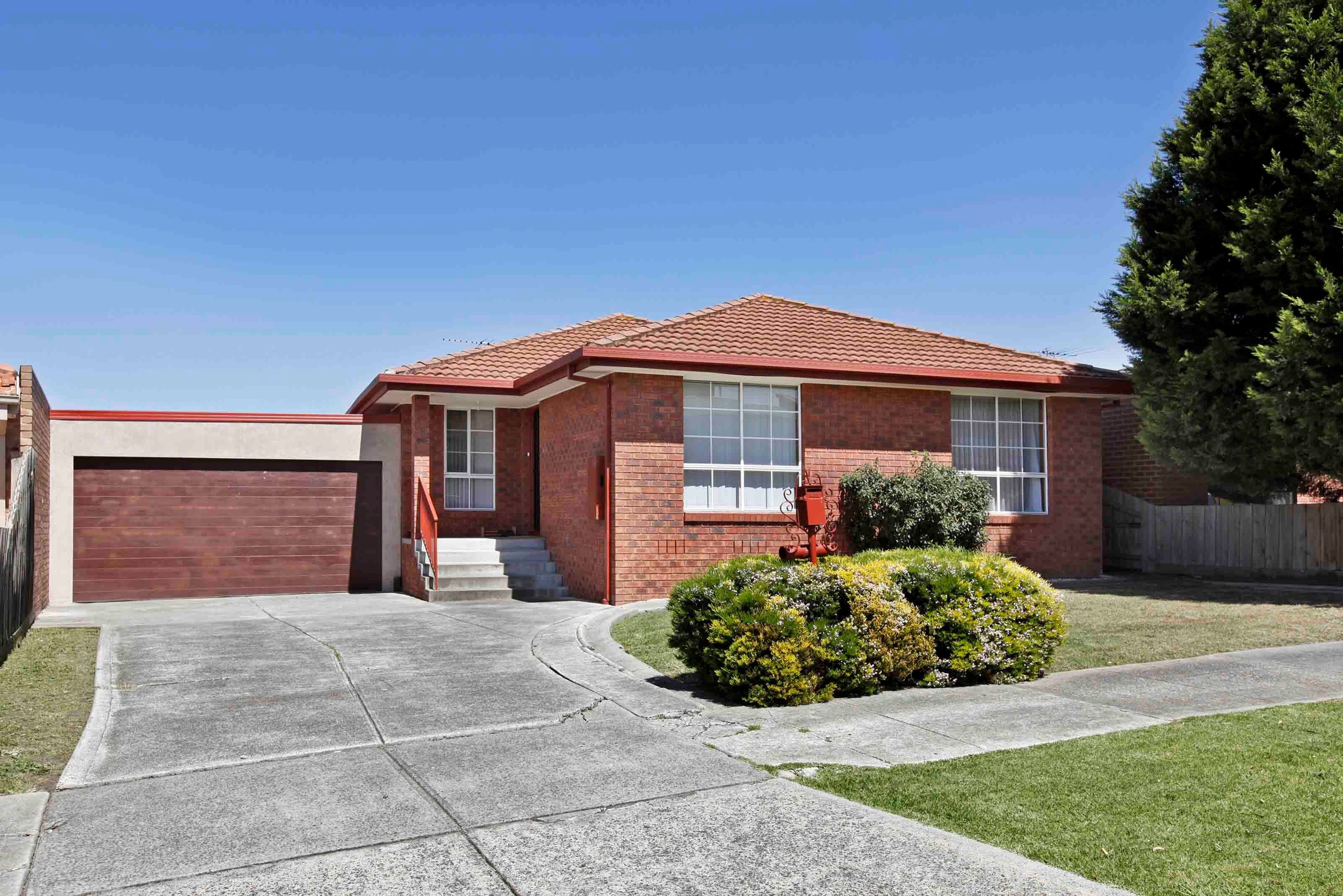 13 Borrowdale Court, MILL PARK VIC 3082, Mill Park - Image 1