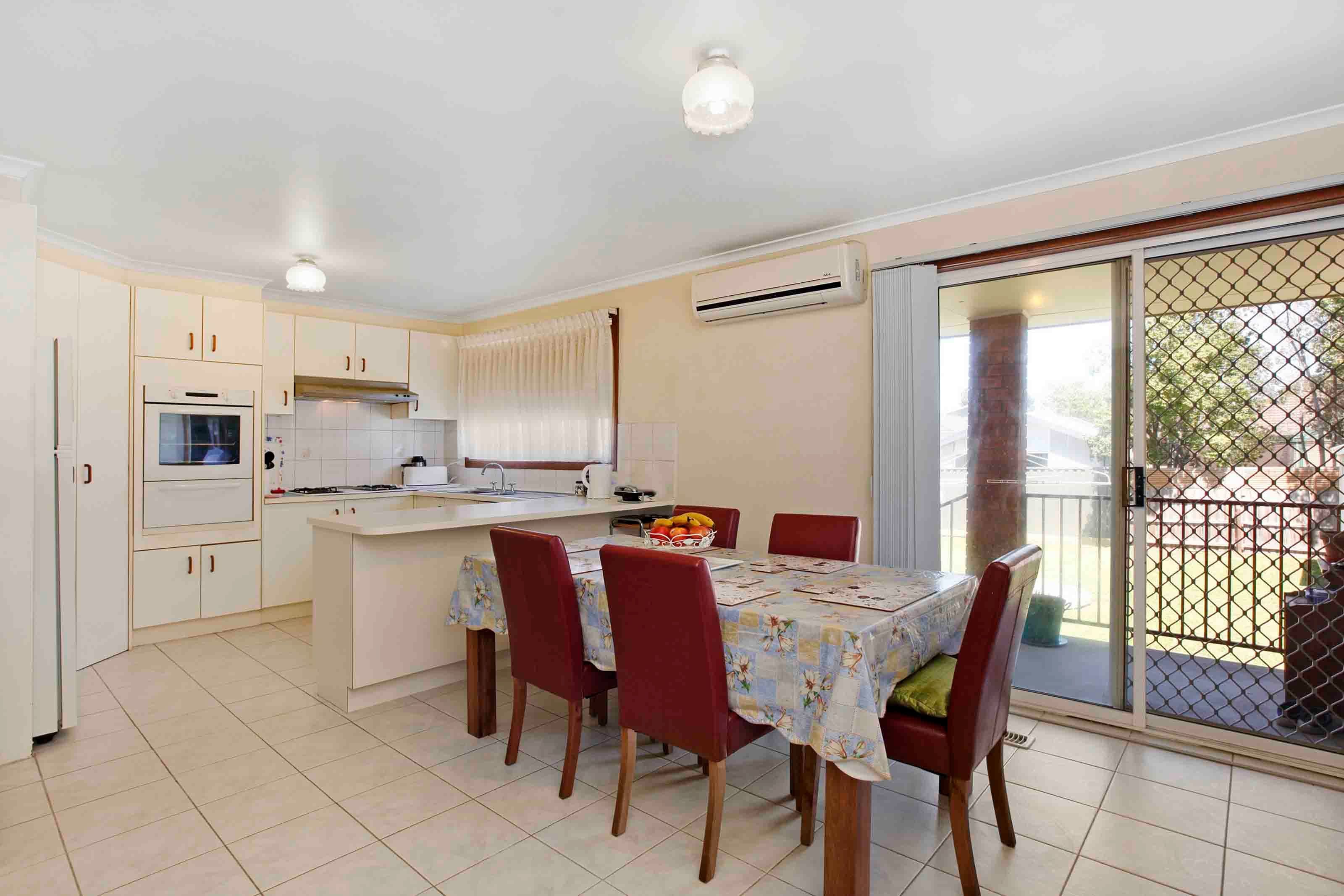13 Borrowdale Court, MILL PARK VIC 3082, Mill Park - Thumbnail 3