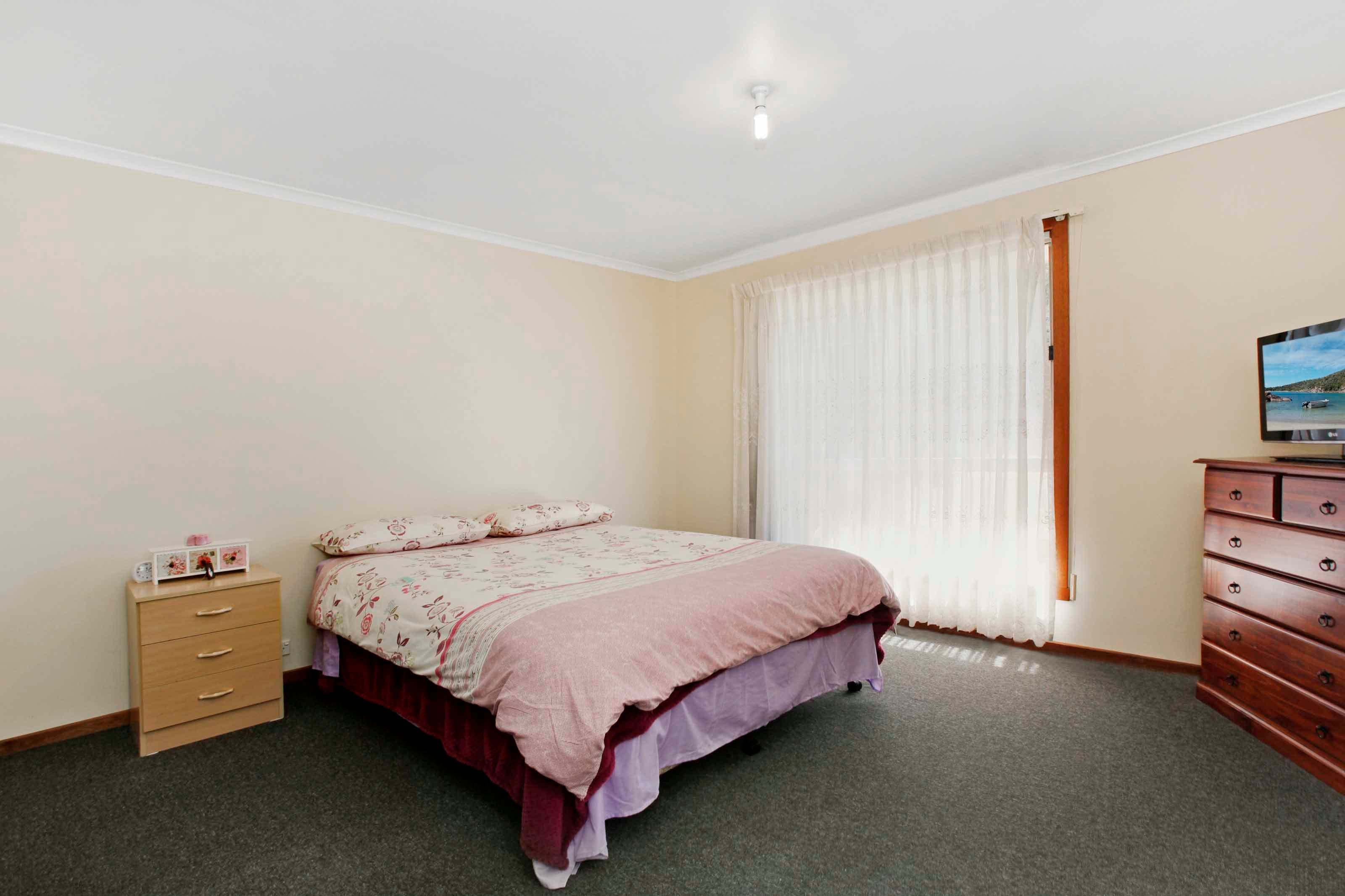 13 Borrowdale Court, MILL PARK VIC 3082, Mill Park - Thumbnail 5