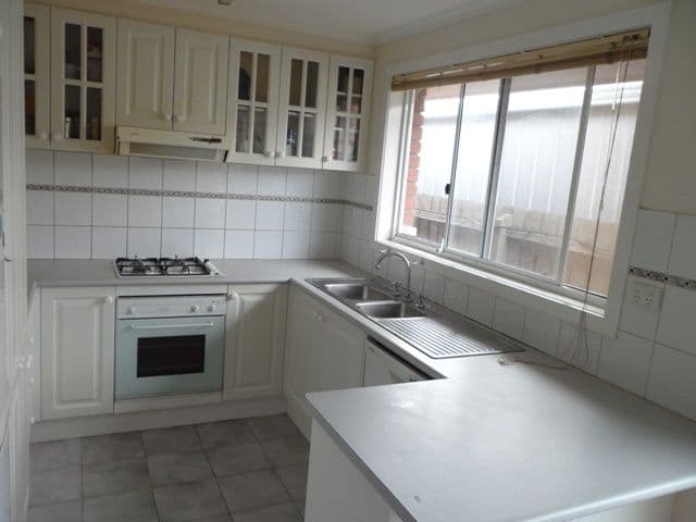 1 Thistle Close, HOPPERS CROSSING VIC 3029, Hoppers Crossing - Thumbnail 2