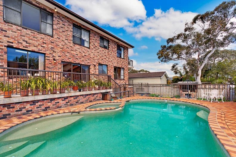 5 Glengariff Avenue, KILLARNEY HEIGHTS NSW 2087, Killarney Heights - Thumbnail 4