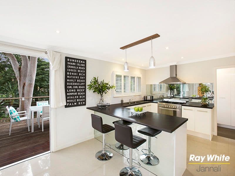 130 Glencoe Street, Sutherland NSW 2232, Sutherland - Thumbnail 2