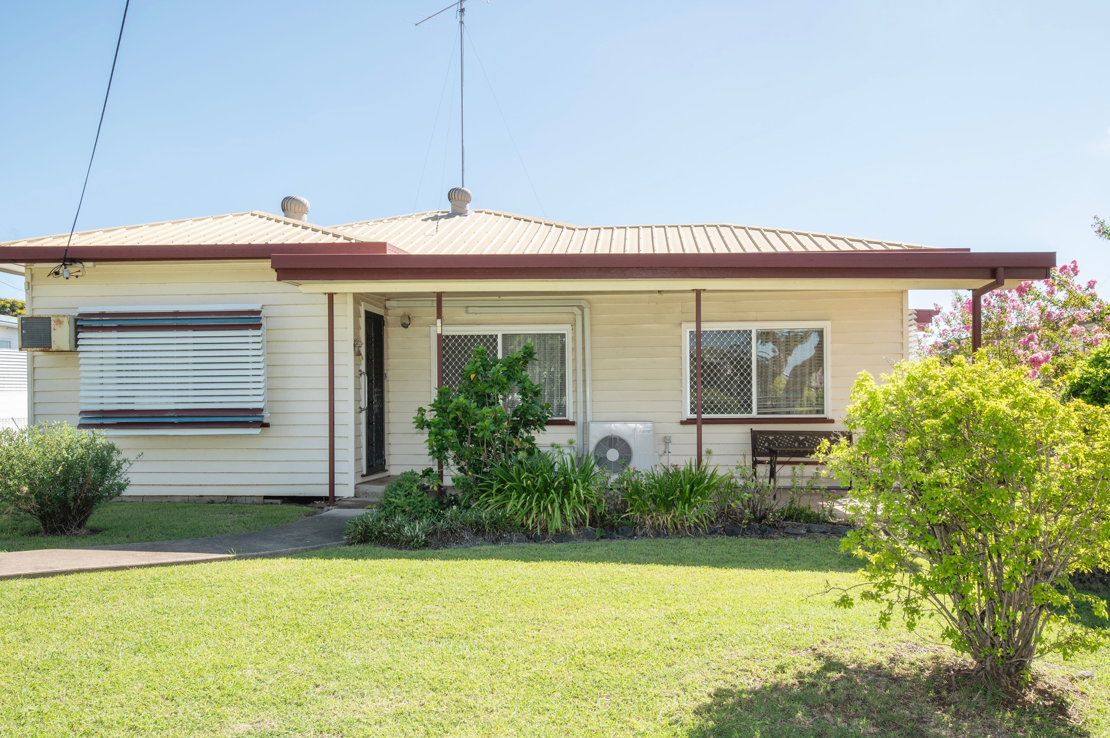 32 Bell Street, Biloela QLD 4715, Biloela - Image 1