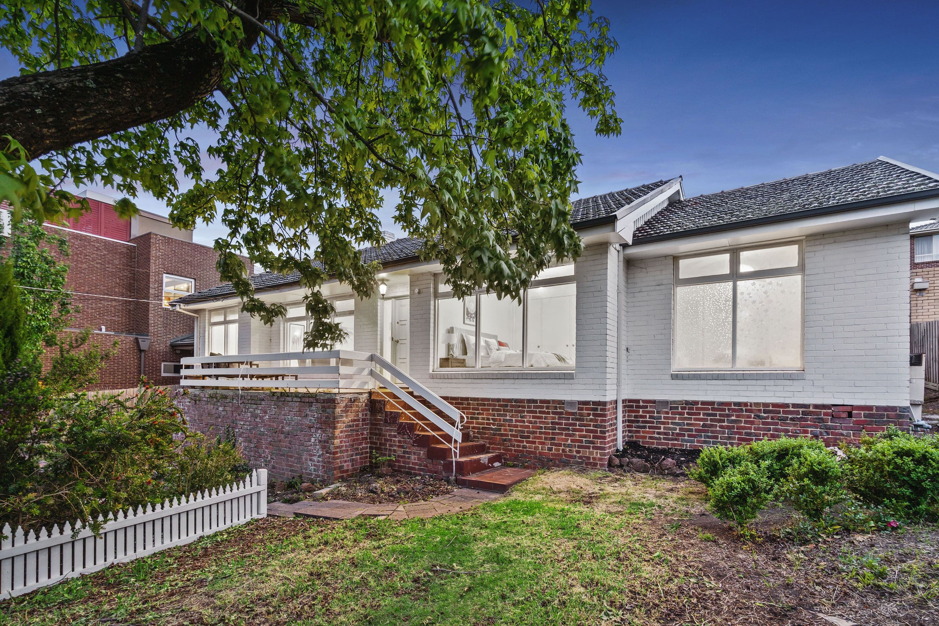 52 Hinkler Road, Glen Waverley VIC 3150, Glen Waverley - Thumbnail 4