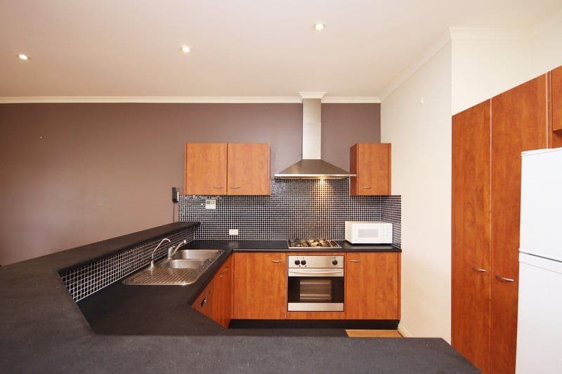 4A Blue Wren Circuit, MAWSON LAKES SA 5095, Mawson Lakes - Thumbnail 2