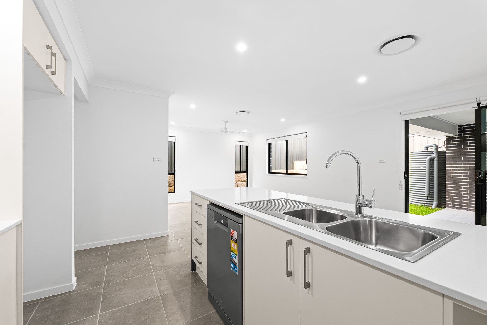 11 Nut Bush Drive, Medowie NSW 2318, Medowie - Thumbnail 2