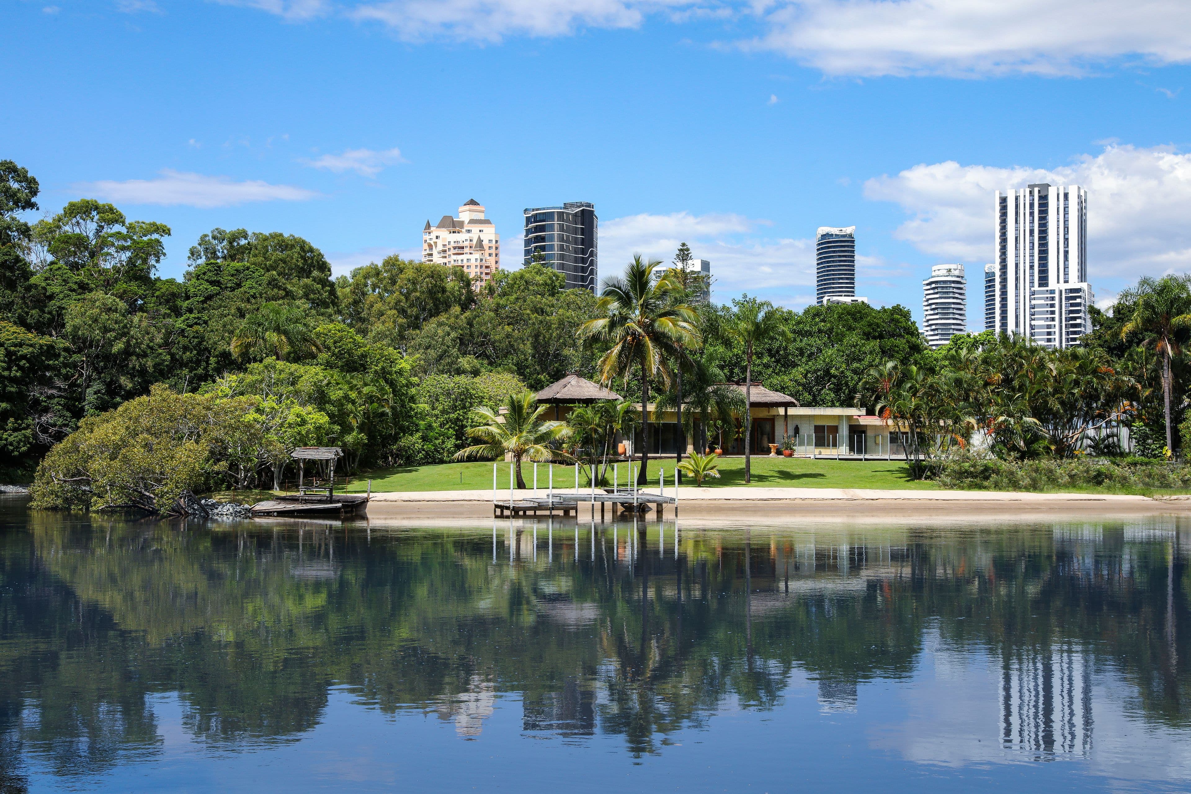 90 Savoy Drive, Broadbeach Waters QLD 4218, Broadbeach Waters - Thumbnail 4