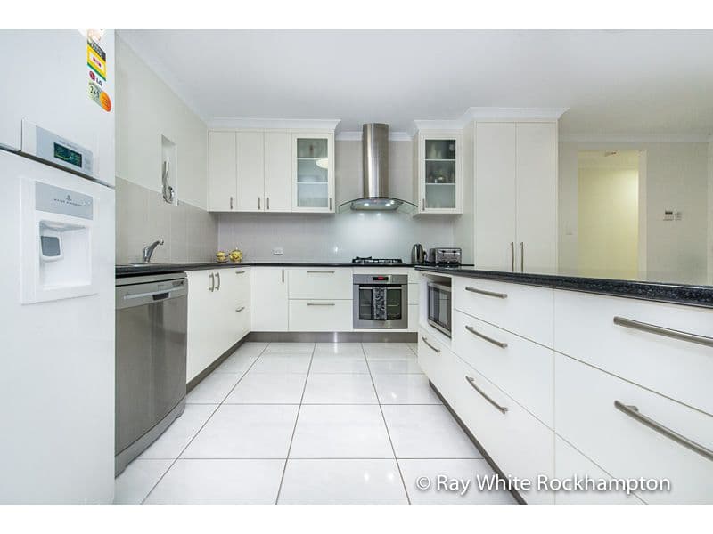 80 Buxton Drive, Gracemere QLD 4702, Gracemere - Thumbnail 3