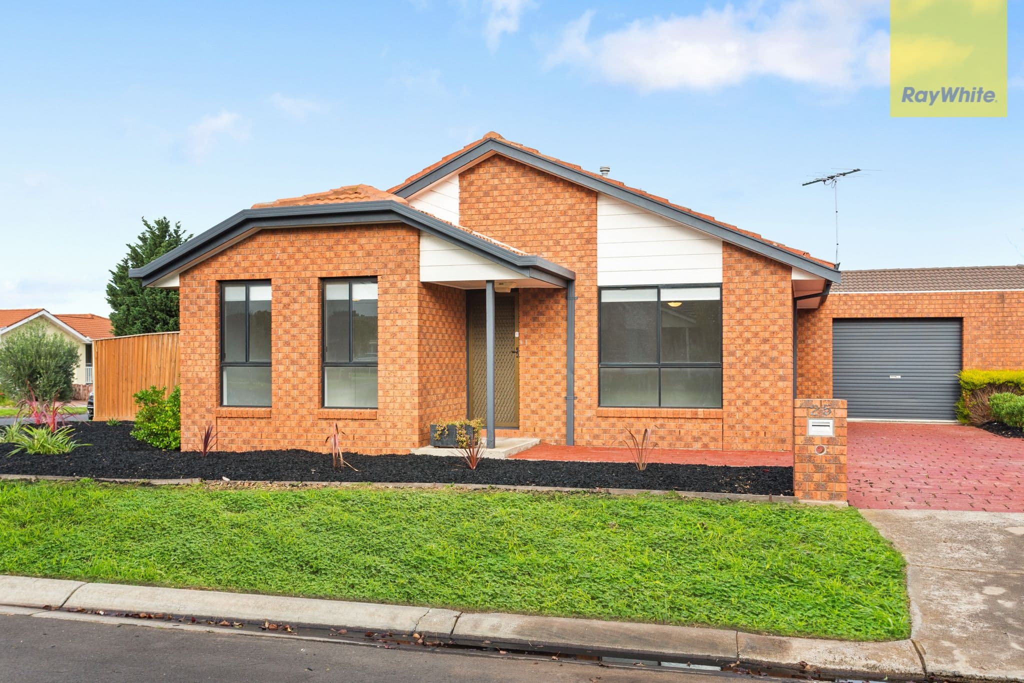 25 Saratoga Crescent, Keilor Downs VIC 3038, Keilor Downs - Image 1