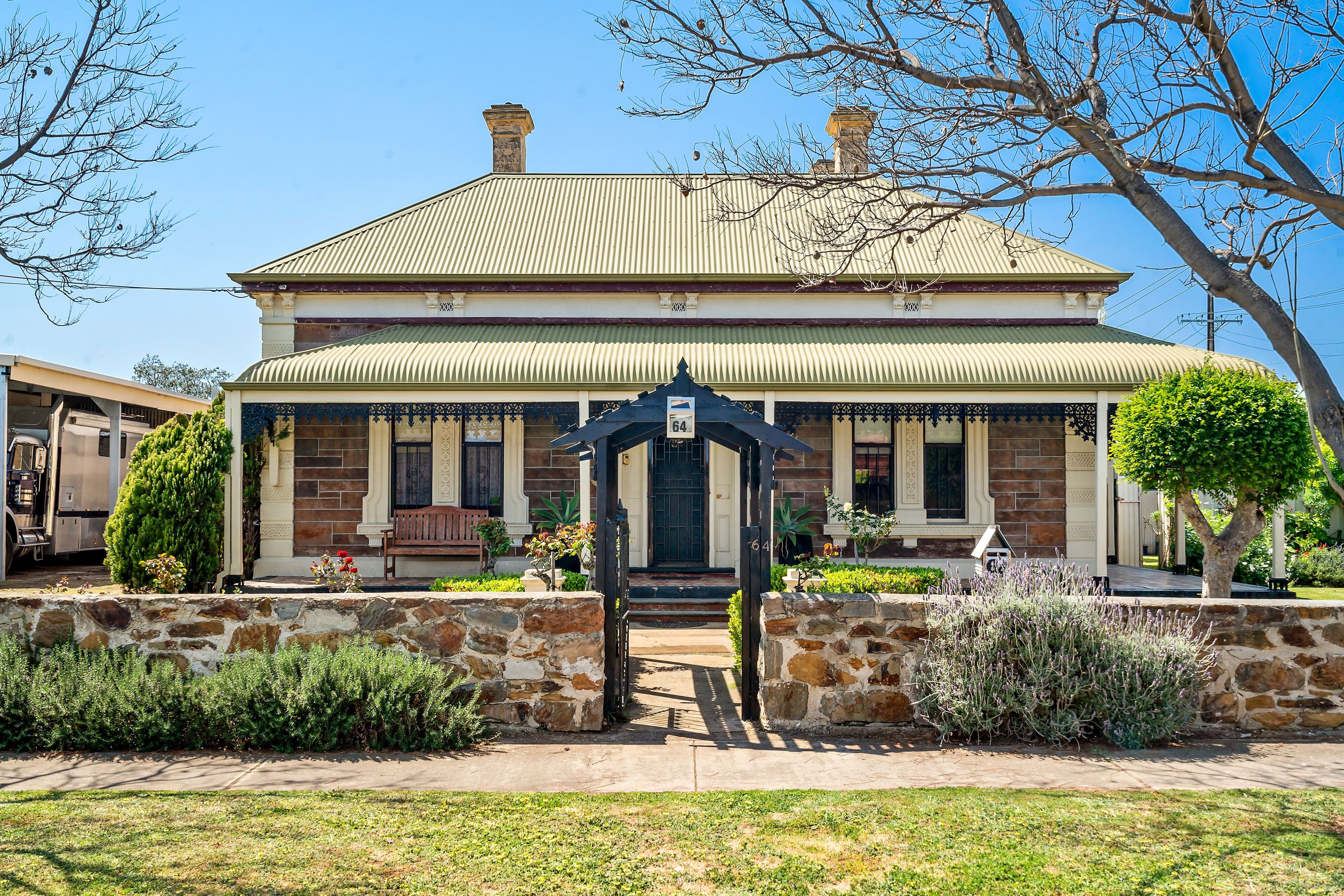 64 Spring Street, Queenstown SA 5014, Queenstown - Thumbnail 2