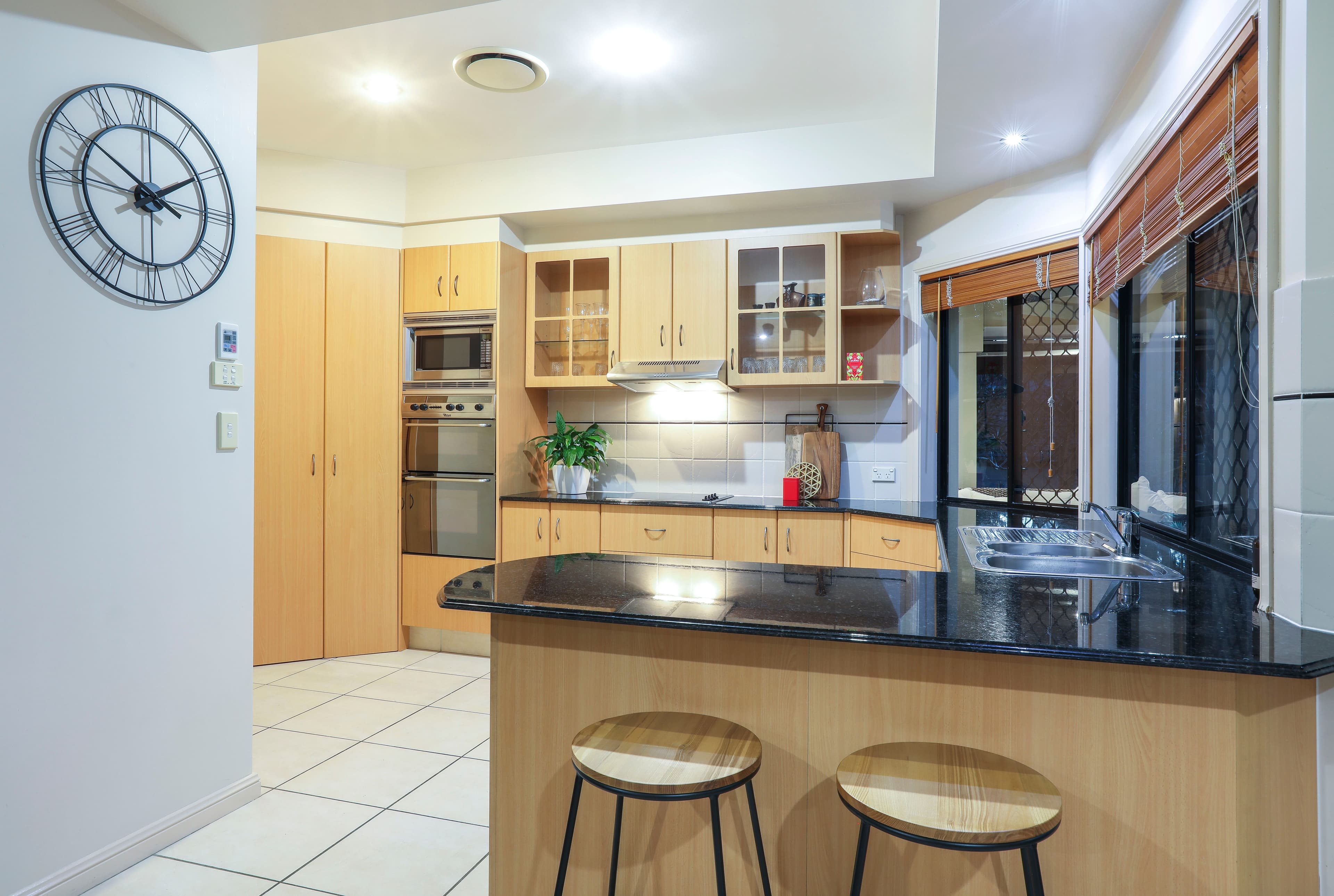 39 Arun Drive, Arundel QLD 4214, Arundel - Thumbnail 6