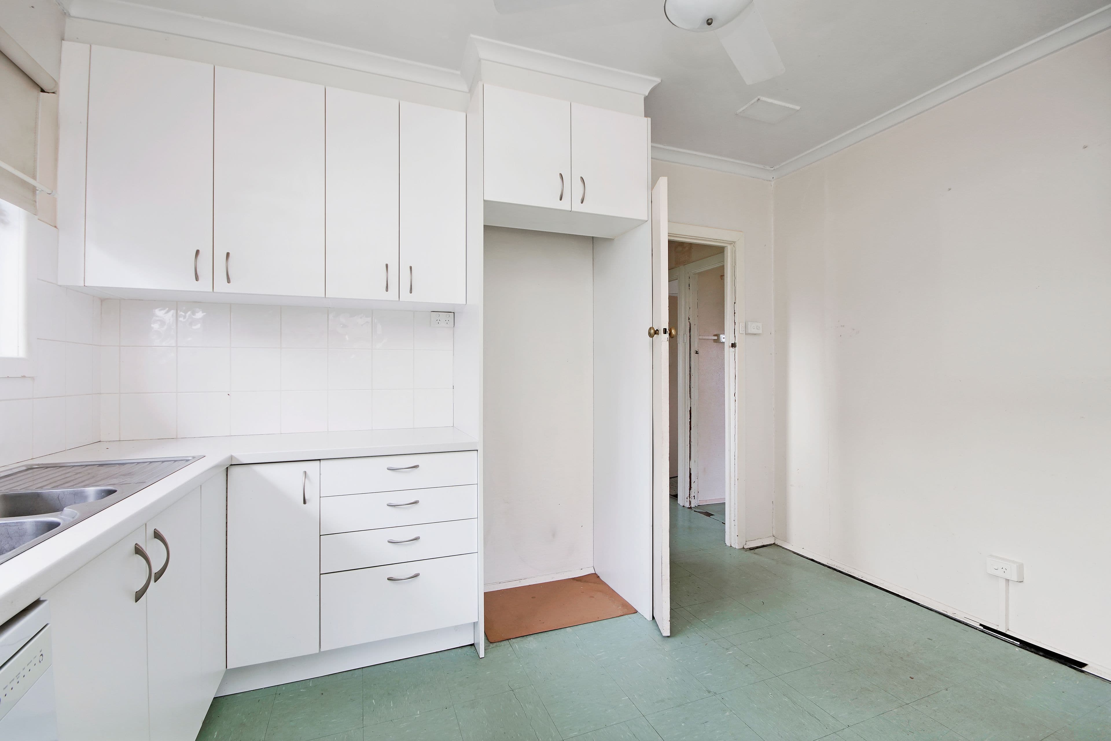 9 Caddy Court, Reservoir VIC 3073, Reservoir - Thumbnail 6