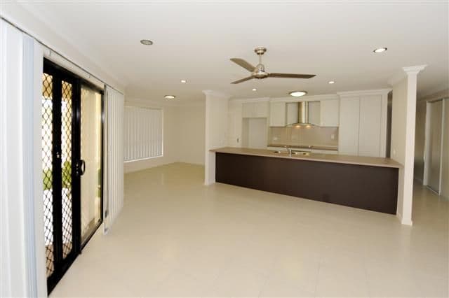 15 Oasis Court, GLADSTONE QLD 4680, South Gladstone - Thumbnail 3