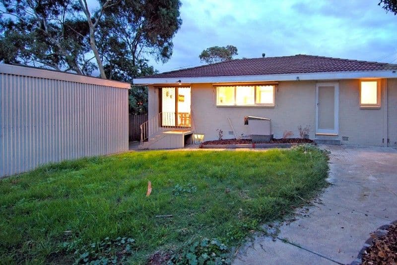 19 Derwent Place, WATSONIA NORTH VIC 3087, Watsonia North - Thumbnail 4