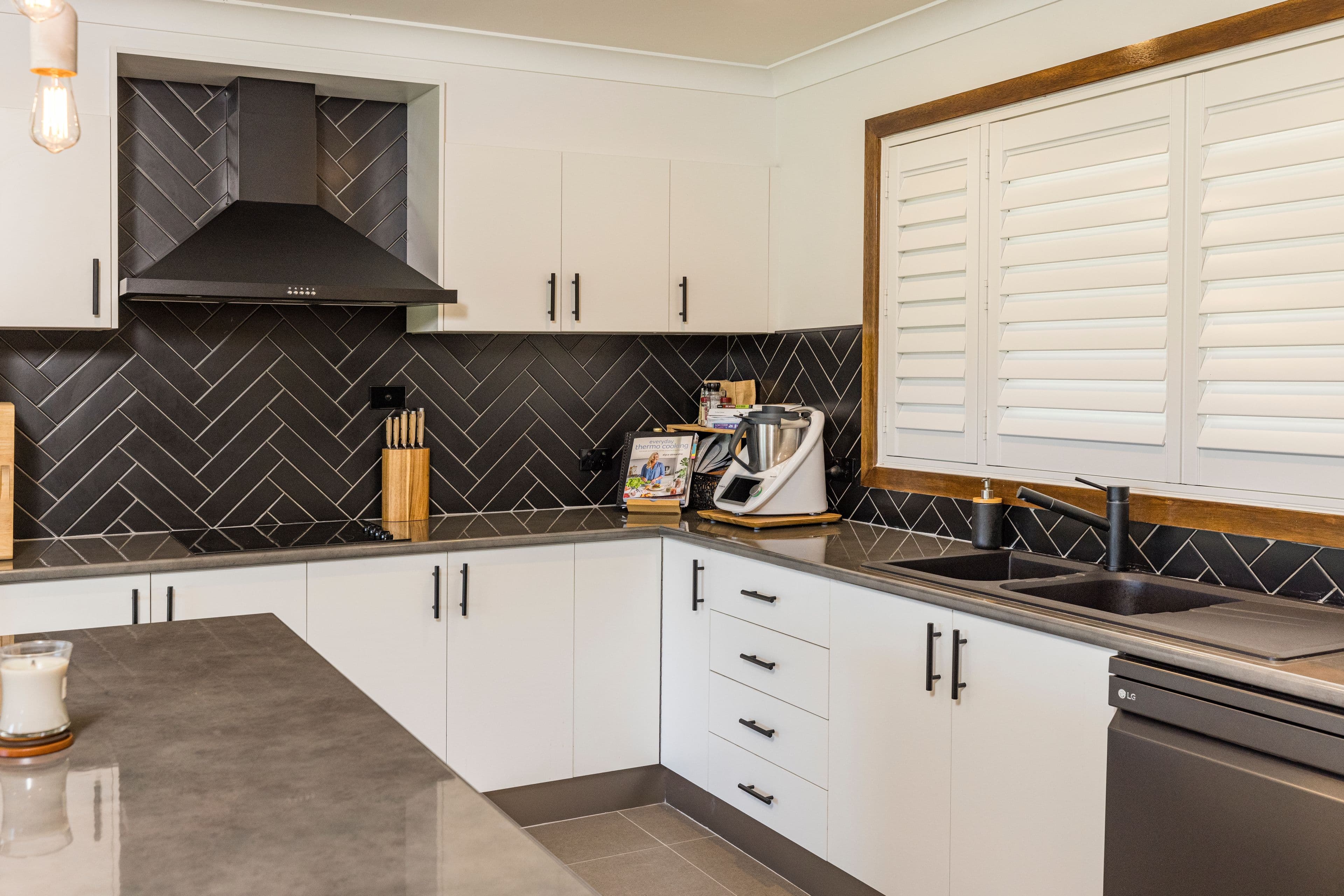 14 Jasmine Drive, Bomaderry NSW 2541, Bomaderry - Thumbnail 5