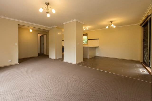7 Leonard Street, UPWEY VIC 3158, Upwey - Thumbnail 2