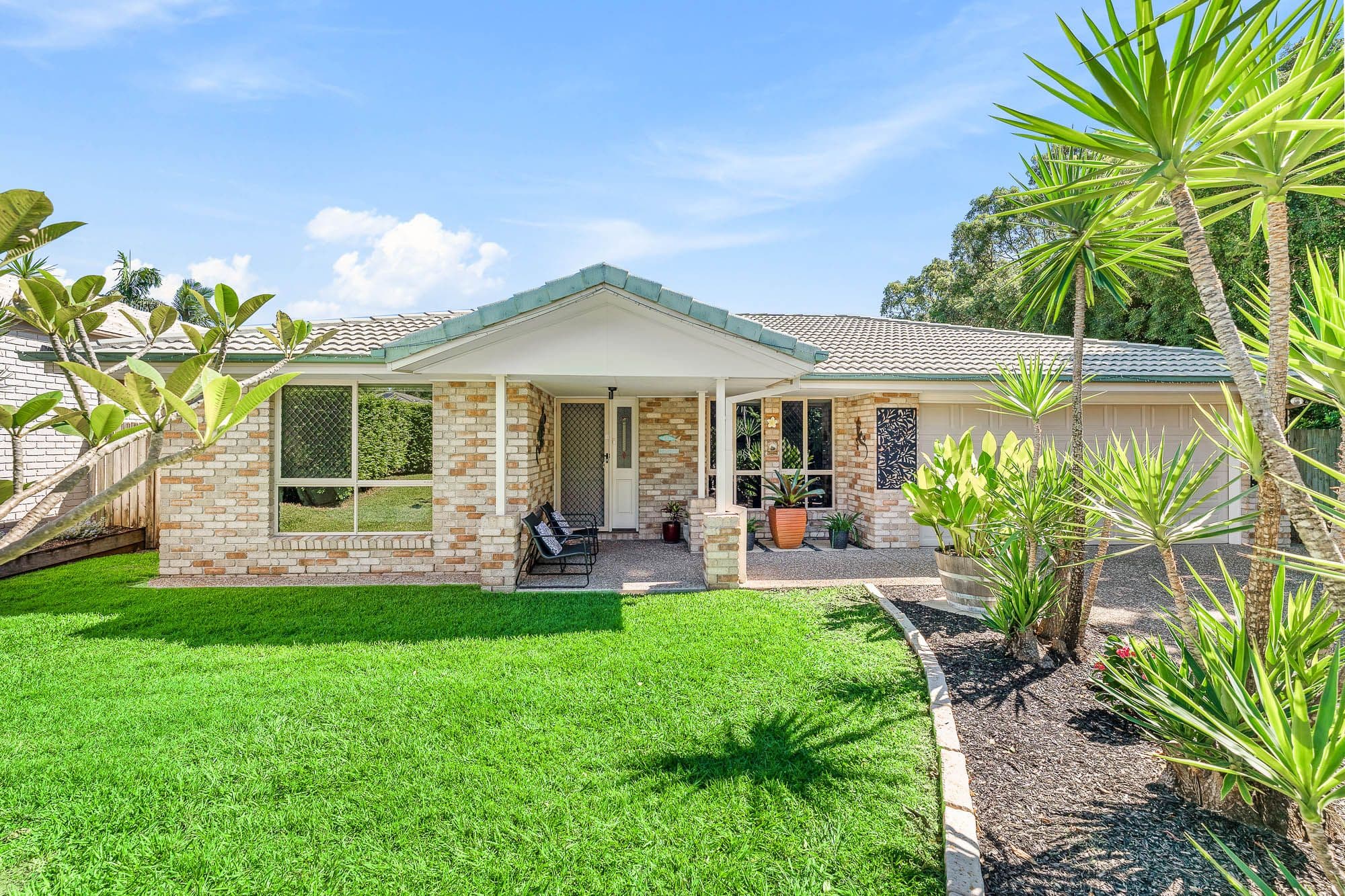28 Beamont Place, Forest Lake QLD 4078, Forest Lake - Thumbnail 2