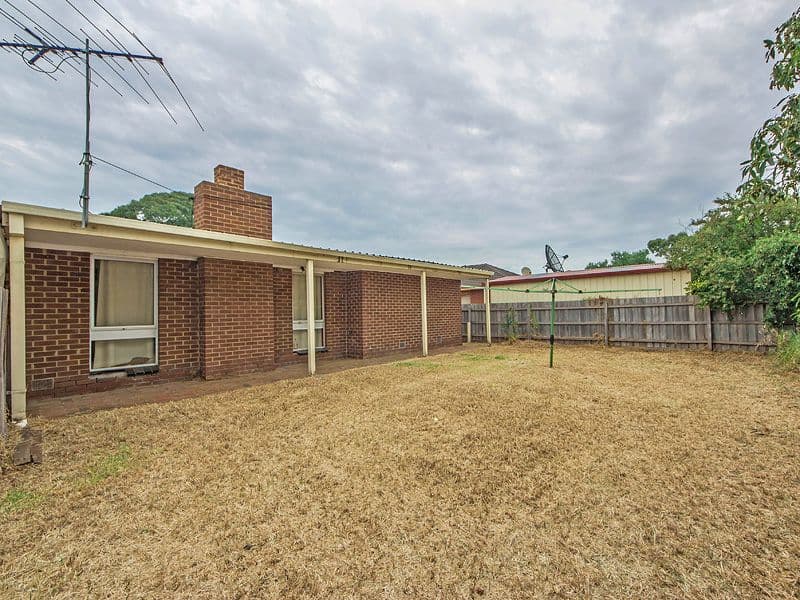 18 Clay Avenue, HOPPERS CROSSING VIC 3029, Hoppers Crossing - Thumbnail 6