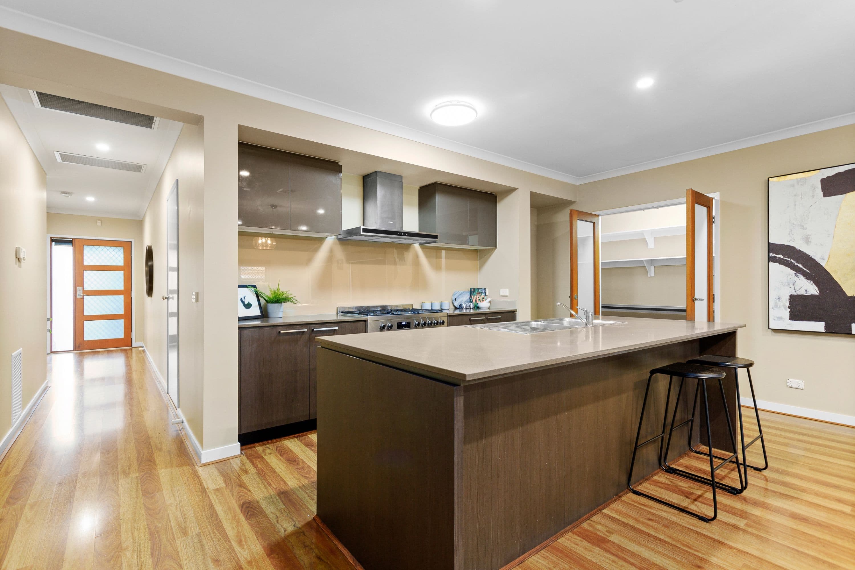 9 Gateshead Street, Craigieburn VIC 3064, Craigieburn - Thumbnail 2