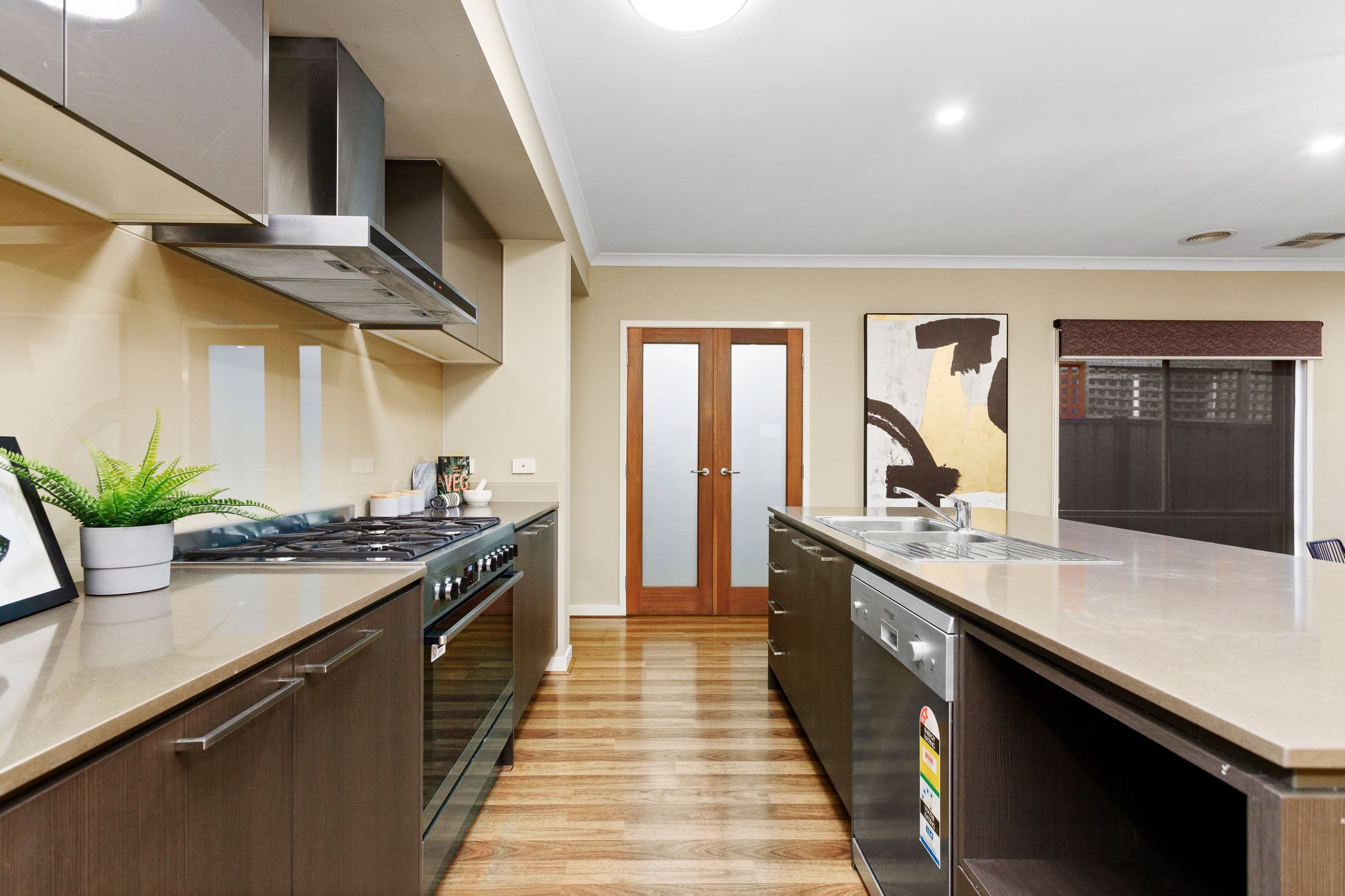 9 Gateshead Street, Craigieburn VIC 3064, Craigieburn - Thumbnail 3