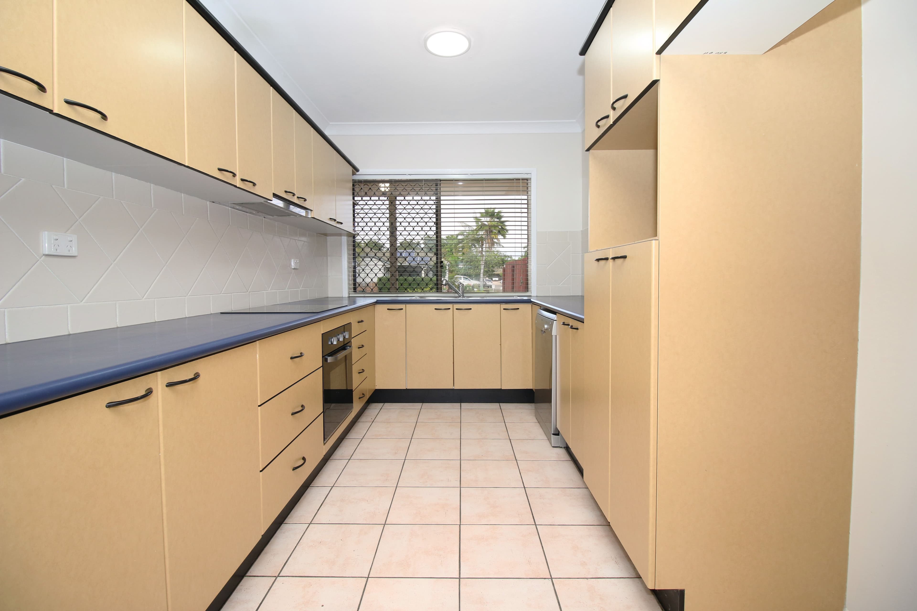 51 Heritage Close, Kirwan QLD 4817, Kirwan - Thumbnail 2