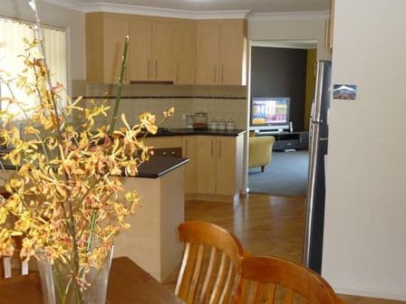 GLENFIELD PARK NSW 2650, Glenfield Park - Thumbnail 2