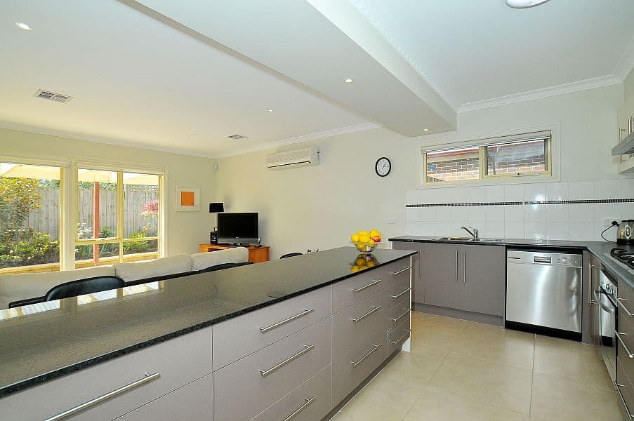 518 Mitcham Road, MITCHAM VIC 3132, Mitcham - Thumbnail 3