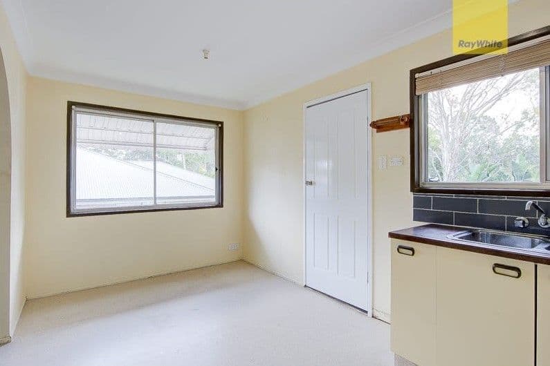 94 Charles Avenue, Logan Central QLD 4114, Logan Central - Thumbnail 5