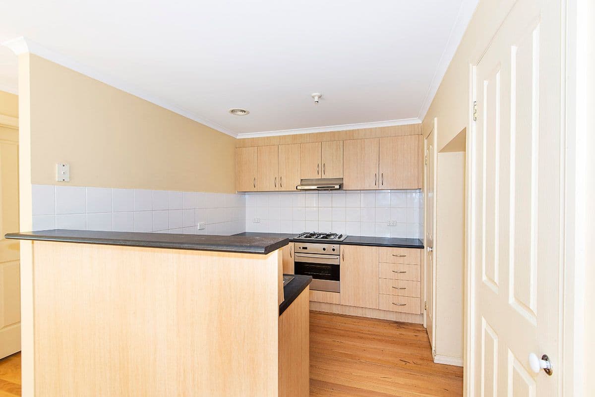 9 Adam Place, MILL PARK VIC 3082, Mill Park - Thumbnail 2