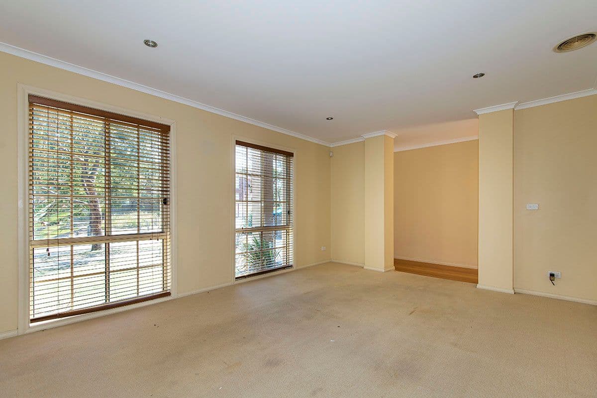 9 Adam Place, MILL PARK VIC 3082, Mill Park - Thumbnail 4