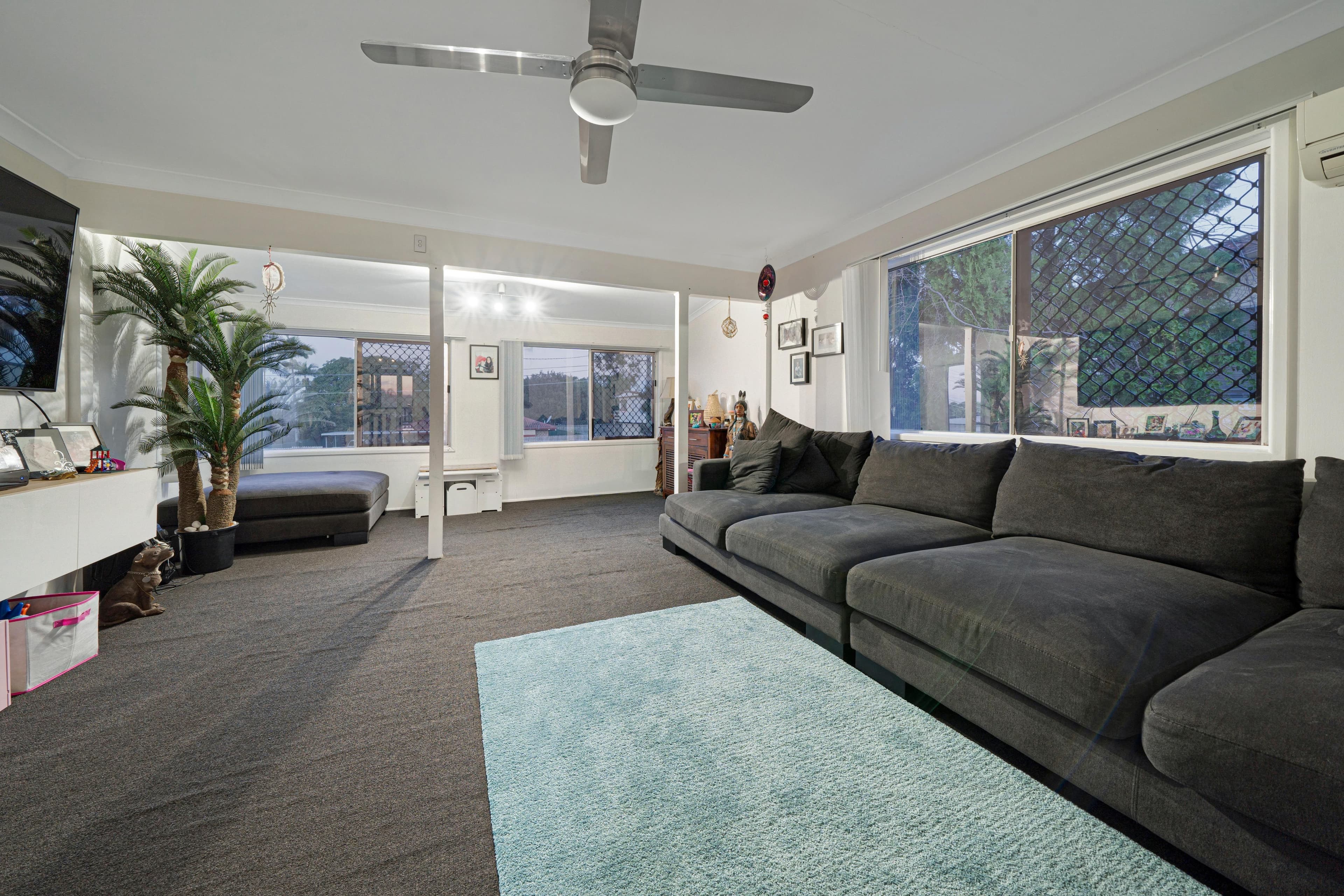 92 Fourth Avenue, Marsden QLD 4132, Marsden - Thumbnail 3