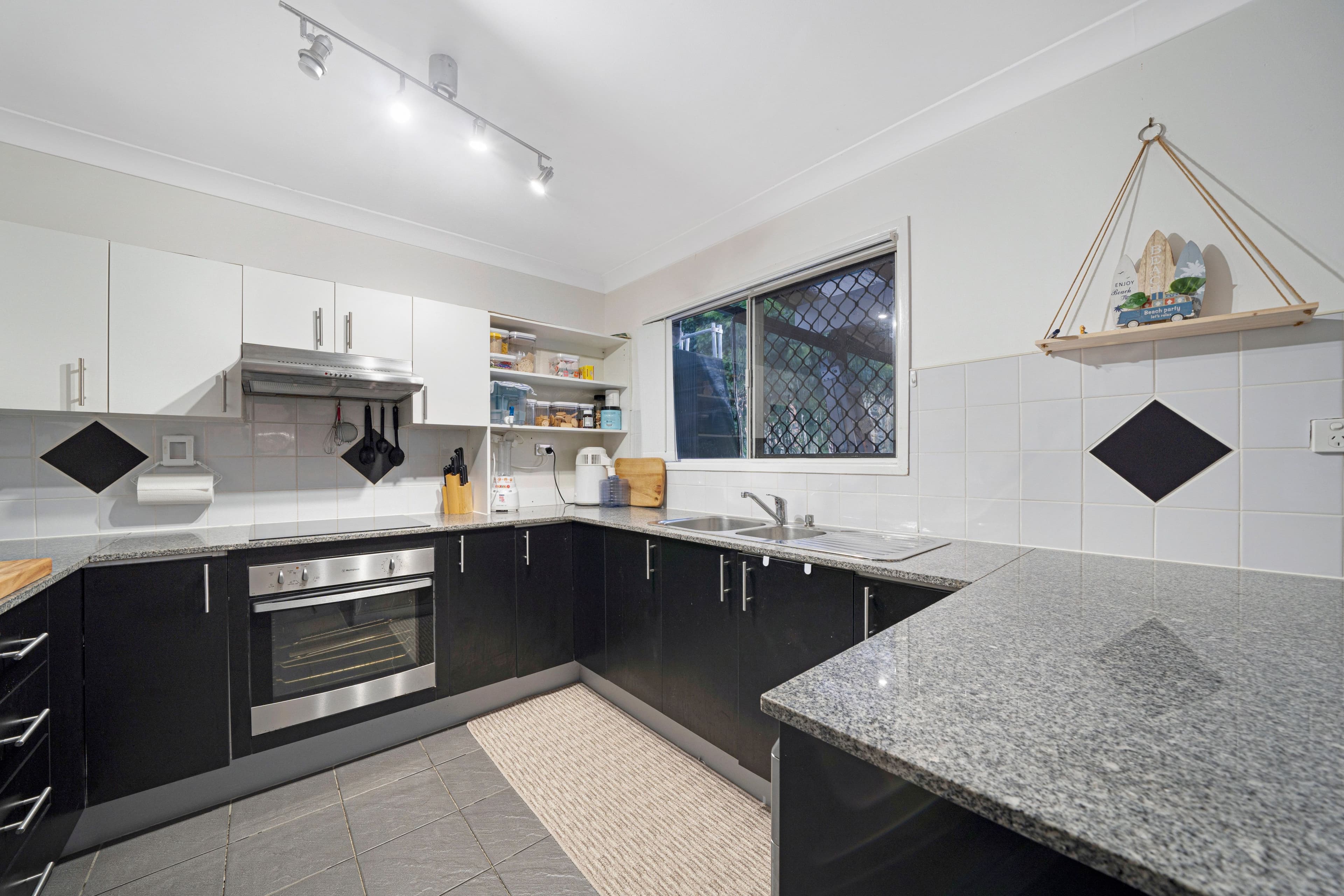 92 Fourth Avenue, Marsden QLD 4132, Marsden - Thumbnail 5