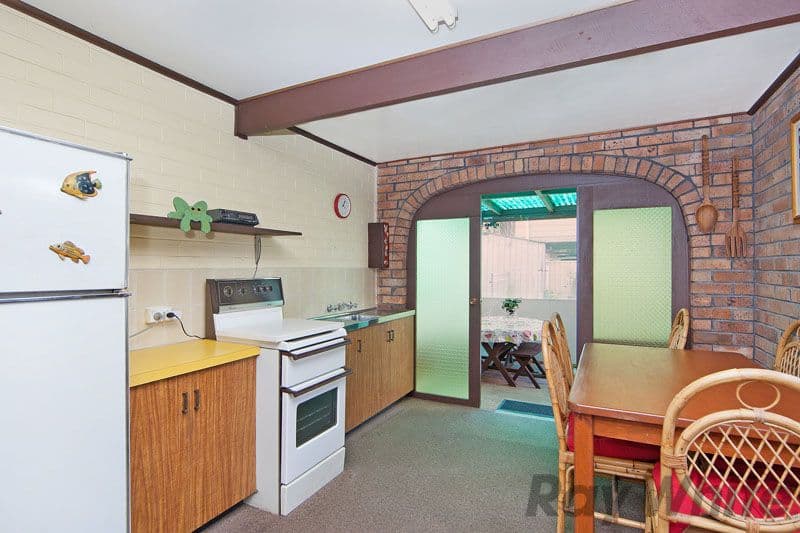 22 Waverley Road, MANNERING PARK NSW 2259, Mannering Park - Thumbnail 5