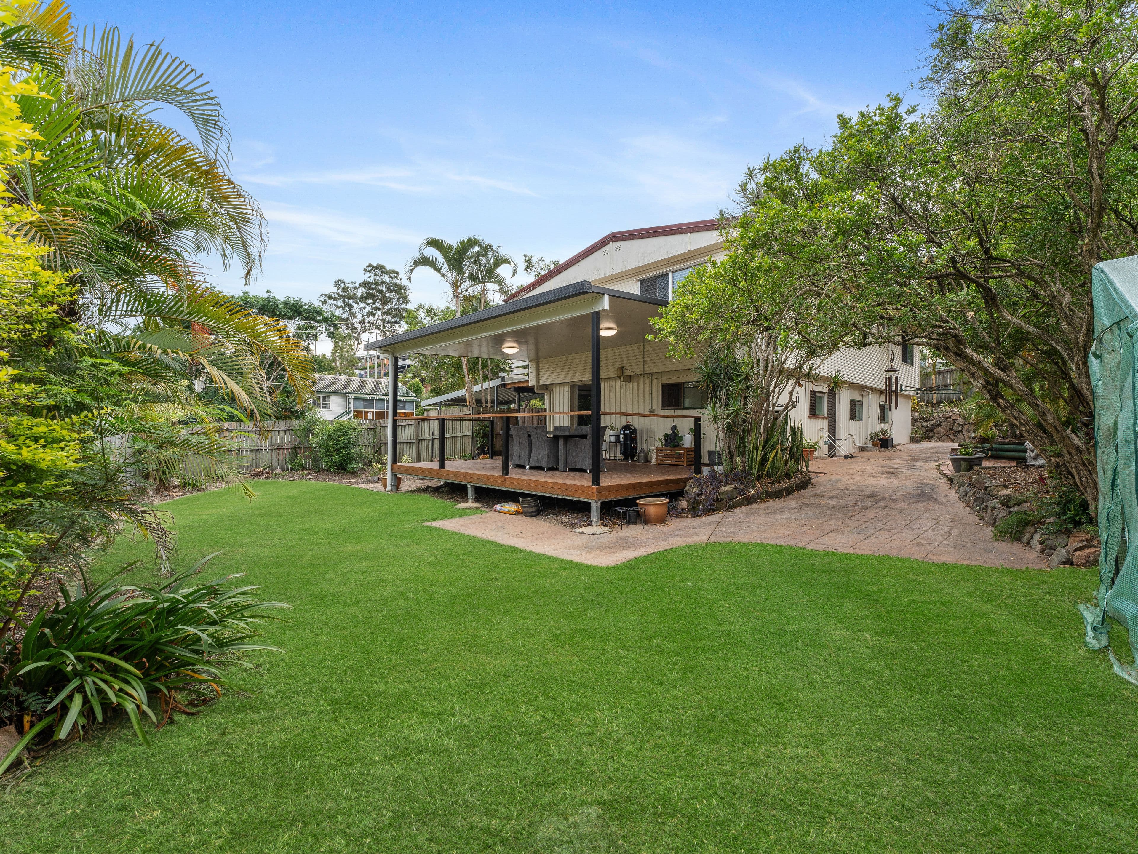 1 Amaroo Avenue, Ferny Hills QLD 4055, Ferny Hills - Thumbnail 2