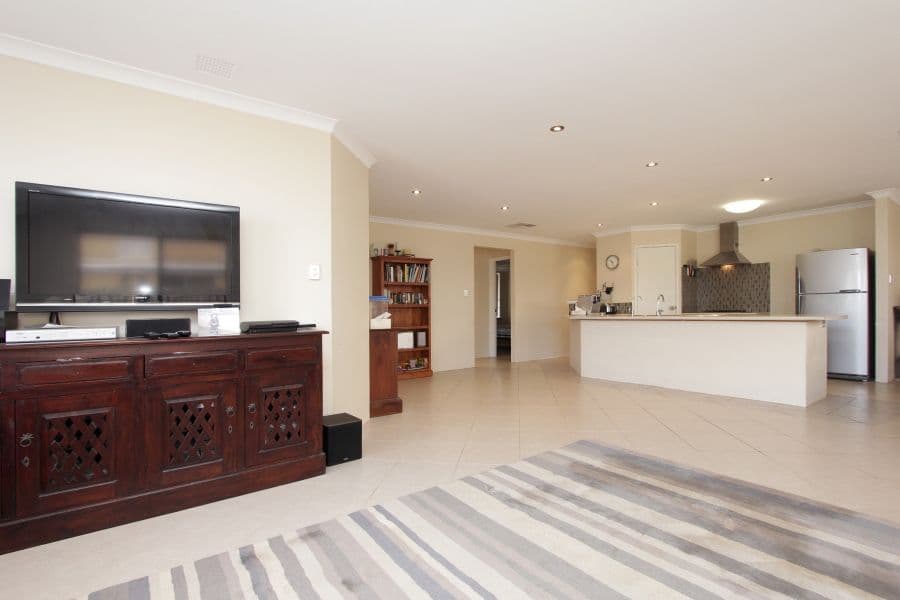 22 Granesse Drive, ELLENBROOK WA 6069, Ellenbrook - Thumbnail 2