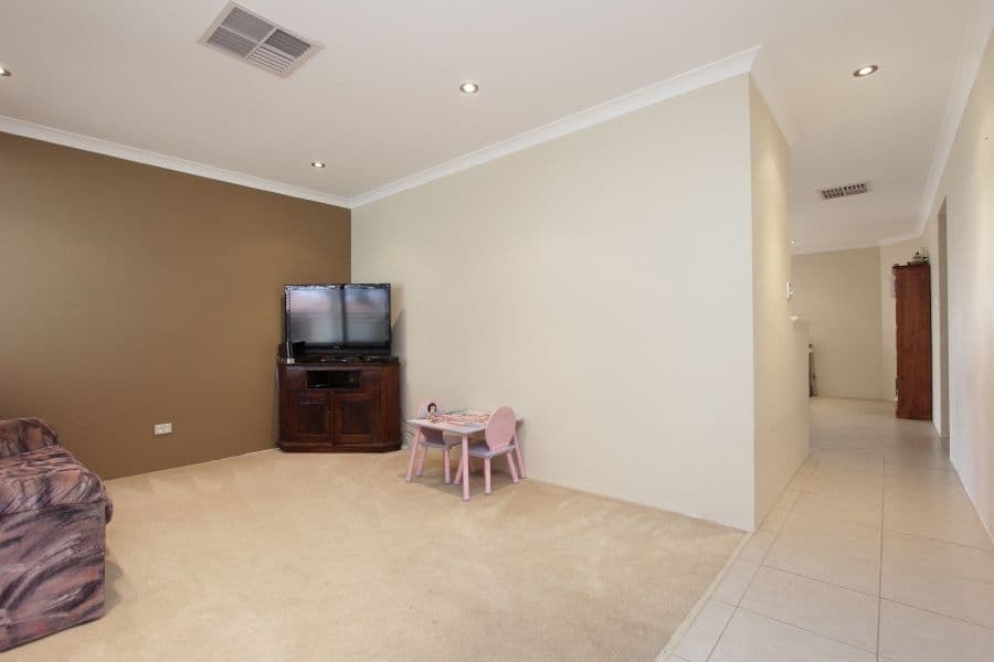 22 Granesse Drive, ELLENBROOK WA 6069, Ellenbrook - Thumbnail 5