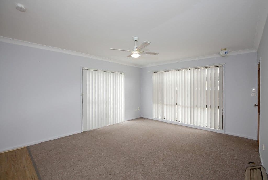 11 Lampe Avenue, Wagga Wagga NSW 2650, Wagga Wagga - Thumbnail 3